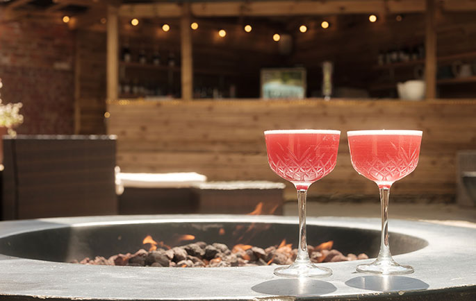 Location-HenrysCirencesterCocktails