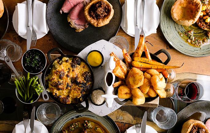 Location-Henrys-SundayRoast